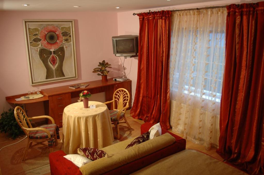 Country Club La Mesteceni Sebeş Chambre photo