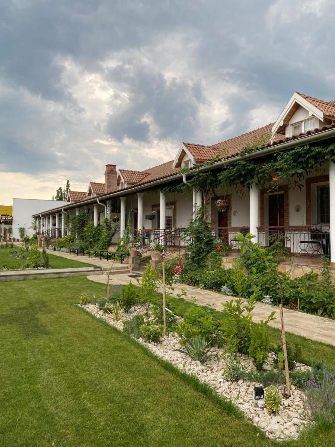 Country Club La Mesteceni Sebeş Extérieur photo